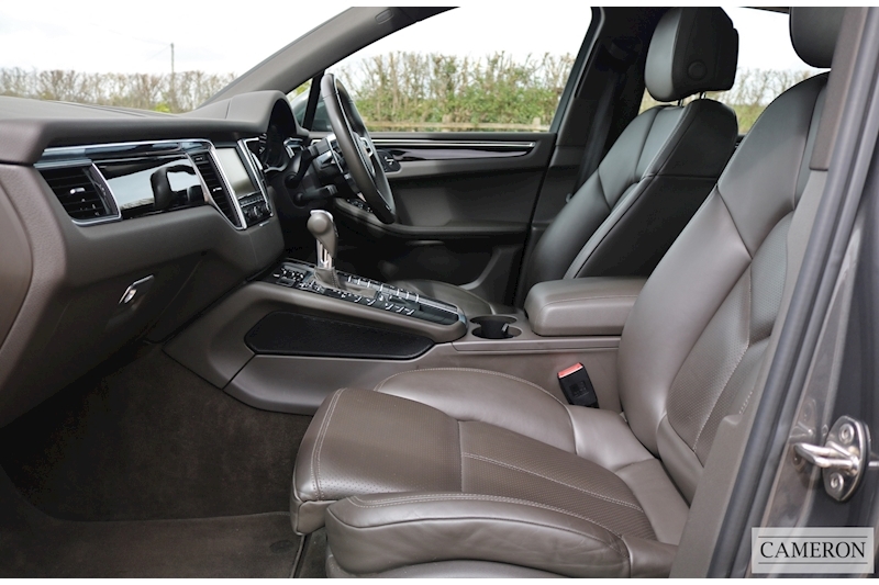 Porsche Macan S 3.0 5dr SUV Automatic Petrol