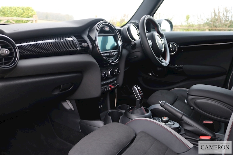 MINI 2.0 Cooper S Sport Hatchback 5dr Petrol Steptronic (s/s) (192 ps)