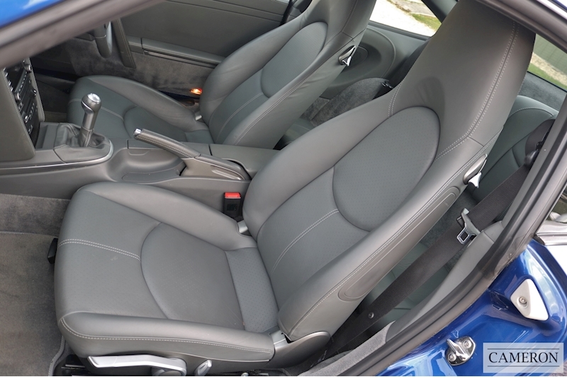 Porsche 911 997 Carrera S Gen 2 Coupe 3.8 2dr Coupe Manual Petrol