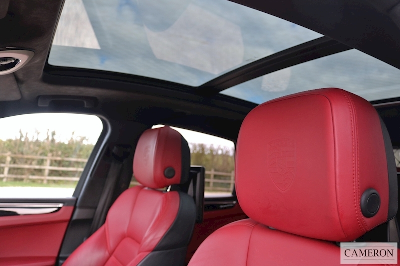 Porsche Macan Turbo 3.6 5dr SUV Automatic Petrol