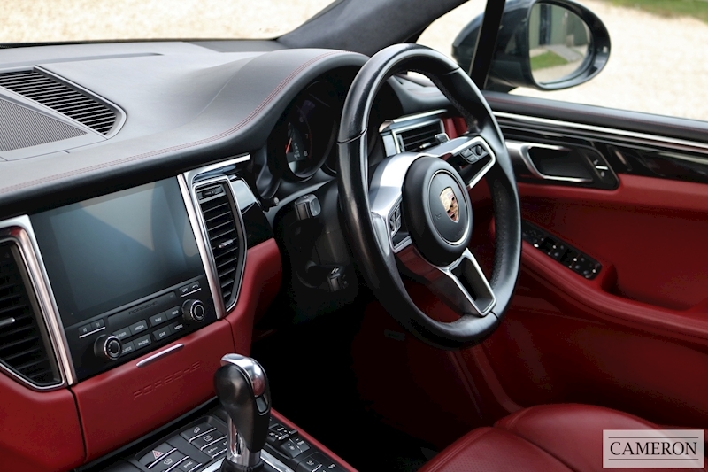 Porsche Macan Turbo 3.6 5dr SUV Automatic Petrol