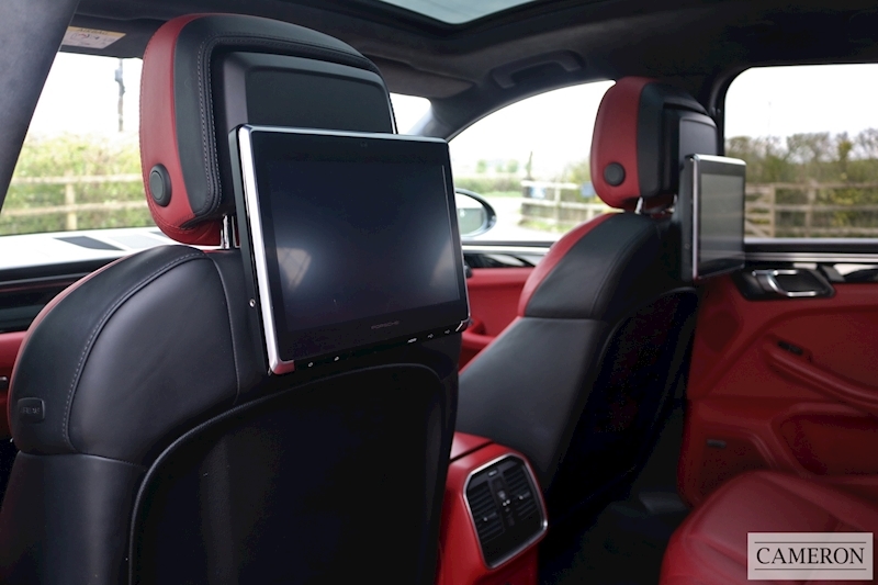 Porsche Macan Turbo 3.6 5dr SUV Automatic Petrol