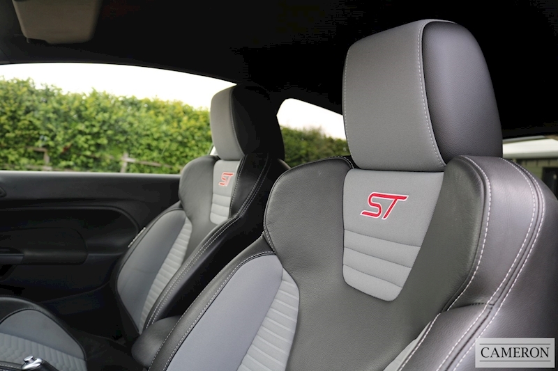 Ford 1.6 EcoBoost ST-3 Hatchback 3dr Petrol Manual (138 g/km, 180 bhp)