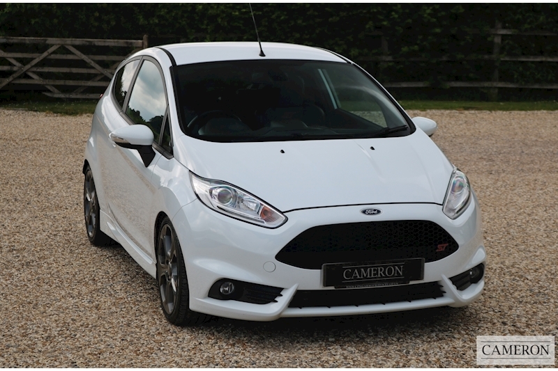Ford 1.6 EcoBoost ST-3 Hatchback 3dr Petrol Manual (138 g/km, 180 bhp)