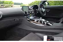 Mercedes-Benz 4.0 V8 BiTurbo R (Premium) Coupe 2dr Petrol SpdS DCT (s/s) (585 ps)