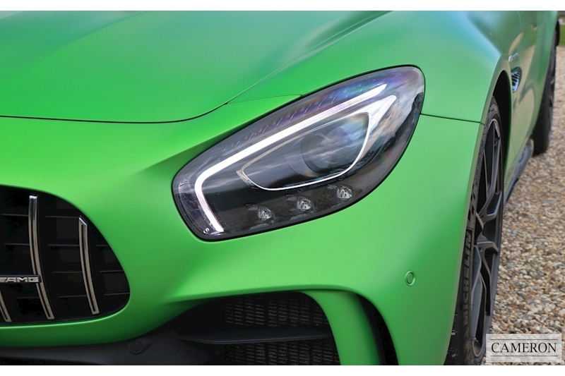 Mercedes-Benz 4.0 V8 BiTurbo R (Premium) Coupe 2dr Petrol SpdS DCT (s/s) (585 ps)