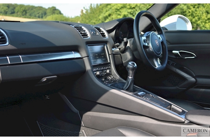 Porsche Cayman 981 2.7 Coupe Manual Petrol