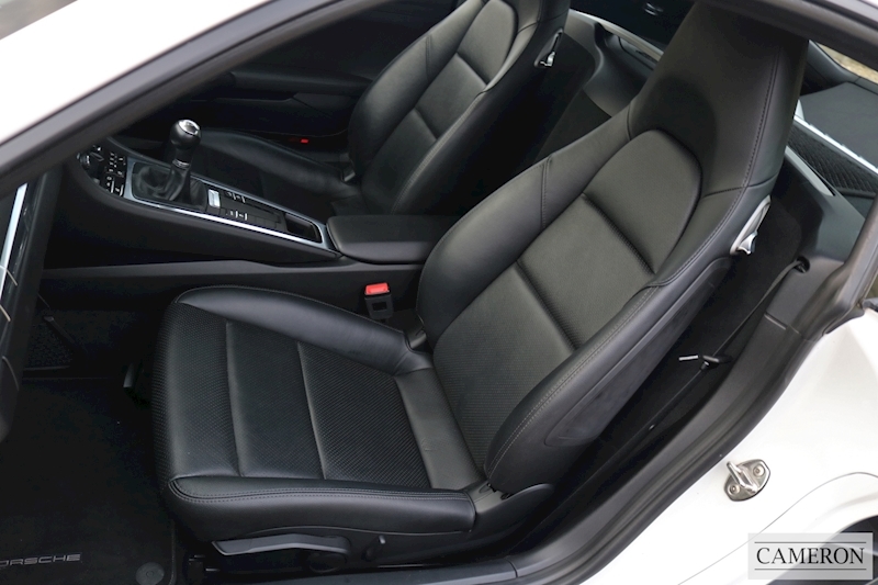 Porsche Cayman 981 2.7 Coupe Manual Petrol