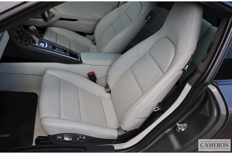 Porsche 911 991 Carrera 4 S PDK Coupe Coupe 3.8 Semi Auto Petrol