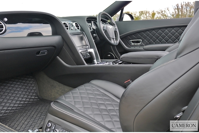 Bentley 4.0 GTC V8 S Convertible 2dr Petrol Auto 4WD (EU5) (528 ps)