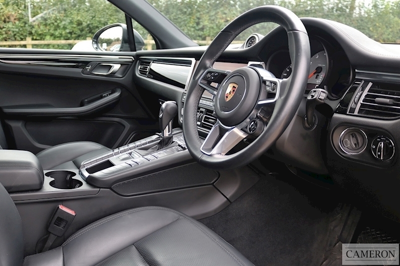 Porsche Macan 3.0T V6 S 3.0 5dr SUV Automatic Petrol