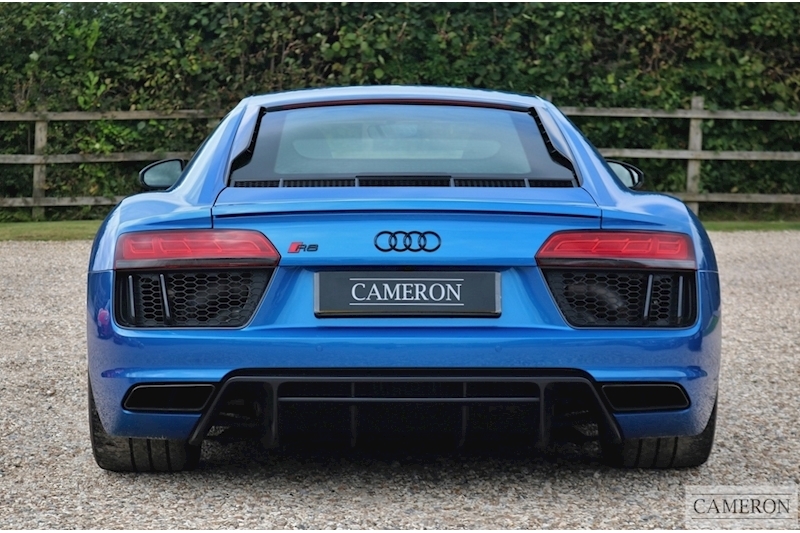 Audi 5.2 FSI V10 Coupe 2dr Petrol S Tronic quattro (s/s) (540 ps)