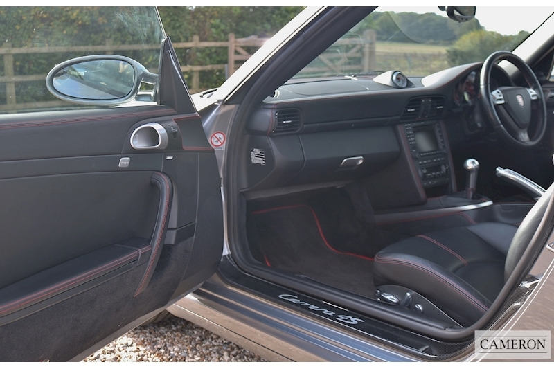 Porsche 911 997 Carrera 4 S Coupe 3.8 2dr Coupe Manual Petrol