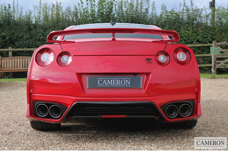 Nissan 3.8 V6 Recaro Coupe 2dr Petrol Auto 4WD (570 ps)