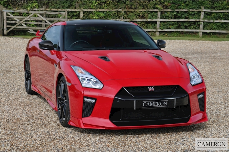 Nissan 3.8 V6 Recaro Coupe 2dr Petrol Auto 4WD (570 ps)