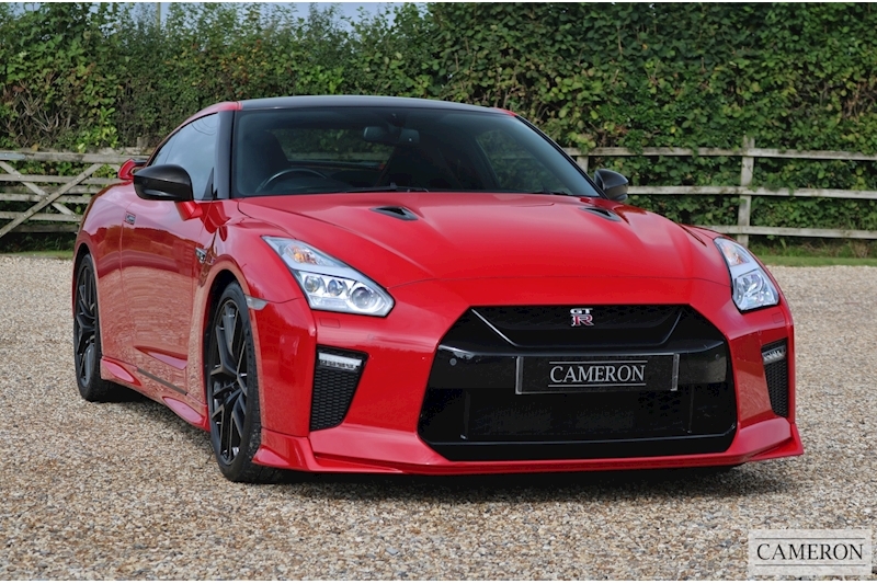 Nissan 3.8 V6 Recaro Coupe 2dr Petrol Auto 4WD (570 ps)