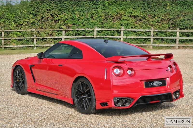 Nissan 3.8 V6 Recaro Coupe 2dr Petrol Auto 4WD (570 ps)