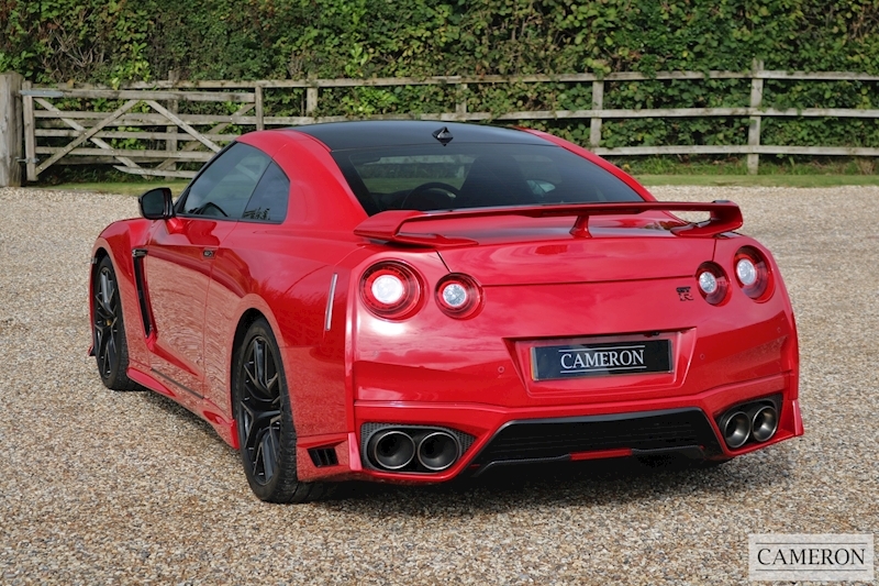 Nissan 3.8 V6 Recaro Coupe 2dr Petrol Auto 4WD (570 ps)