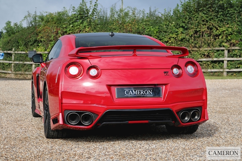 Nissan 3.8 V6 Recaro Coupe 2dr Petrol Auto 4WD (570 ps)