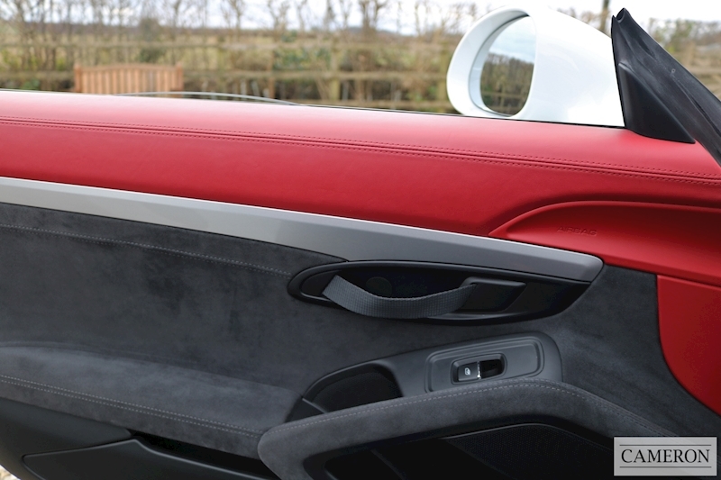 Porsche Boxster 981 Spyder Convertible 3.8 Manual Petrol