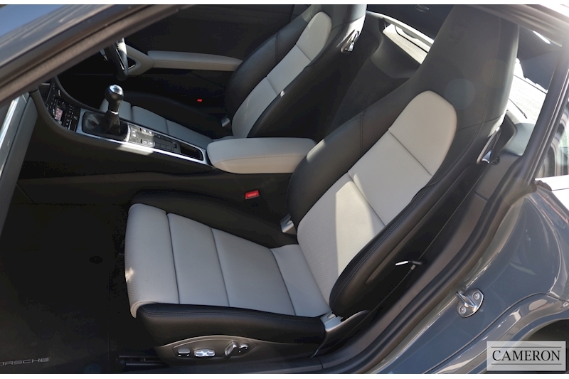 Porsche 718 Cayman 2.0 2.0 2dr Coupe Manual Petrol