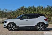 Volvo 1.5 T3 R-Design Pro SUV 5dr Petrol Auto (s/s) (163 ps)