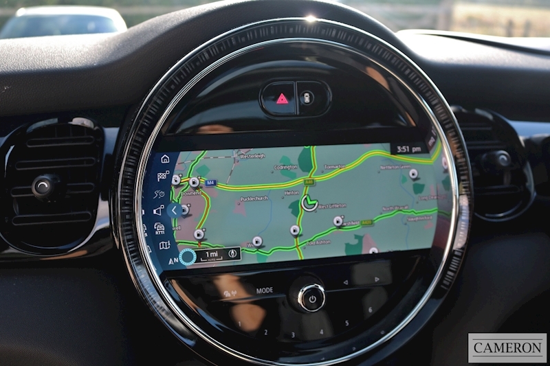 MINI 32.6kWh Level 3 Hatchback 3dr Electric Auto (184 ps)