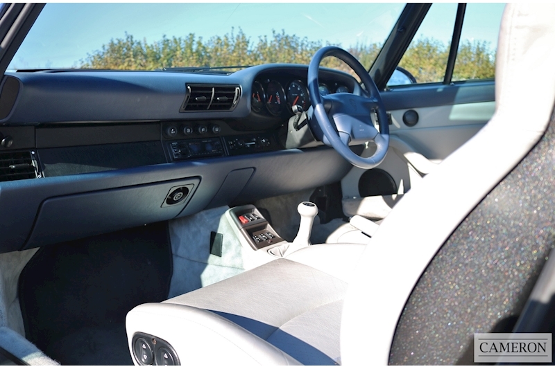 Porsche 911 993 Targa 3.6 2dr Coupe Manual Petrol