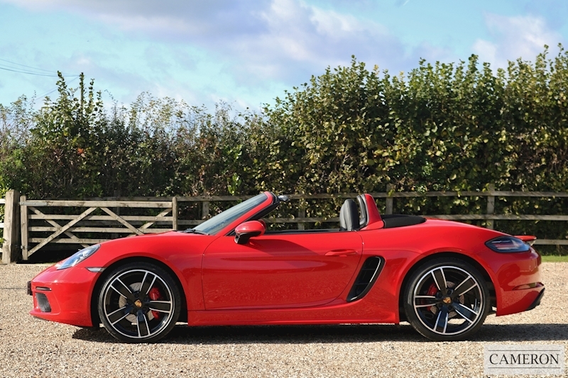 Porsche 718 Boxster 2.5 S 2.5 2dr Convertible Manual Petrol