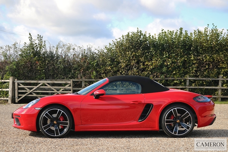 Porsche 718 Boxster 2.5 S 2.5 2dr Convertible Manual Petrol