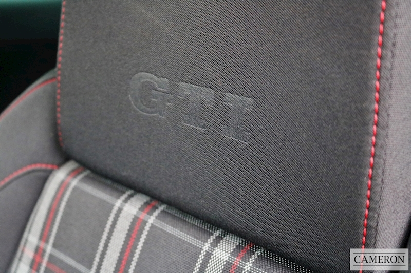 Volkswagen 2.0 TSI GTI Hatchback 3dr Petrol DSG (173 g/km, 207 bhp)