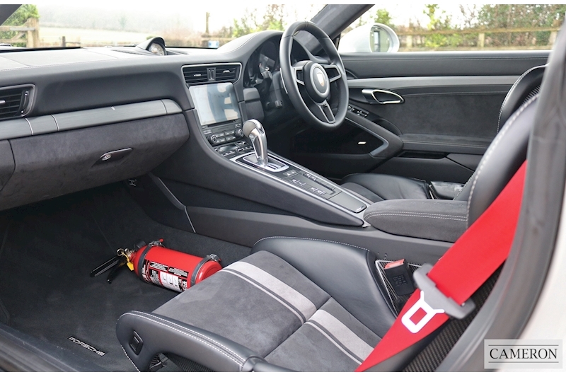 Porsche 911 991 GT3 Gen 2 PDK Clubsport 4.0 2dr Coupe PDK Petrol