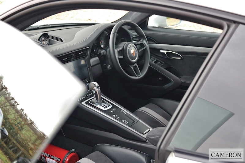 Porsche 911 991 GT3 Gen 2 PDK Clubsport 4.0 2dr Coupe PDK Petrol