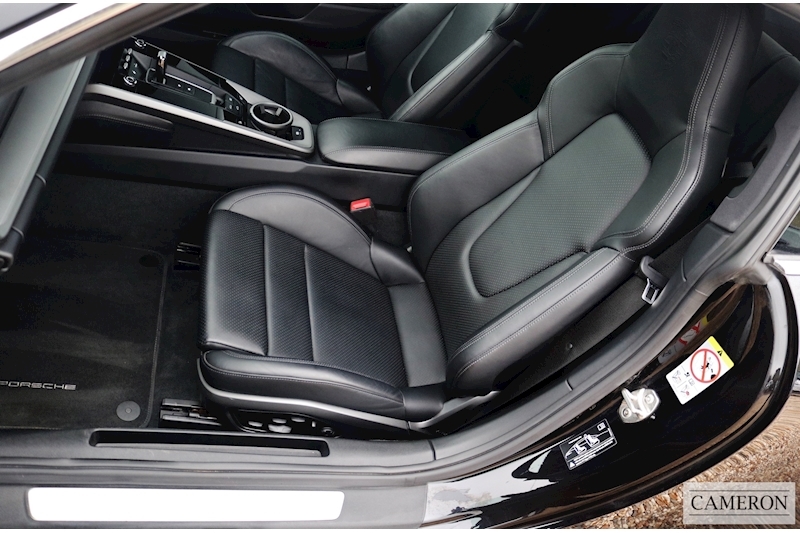 Porsche 911 992 Carrera 4 S PDK Coupe 3.0 2dr Coupe Automatic Petrol