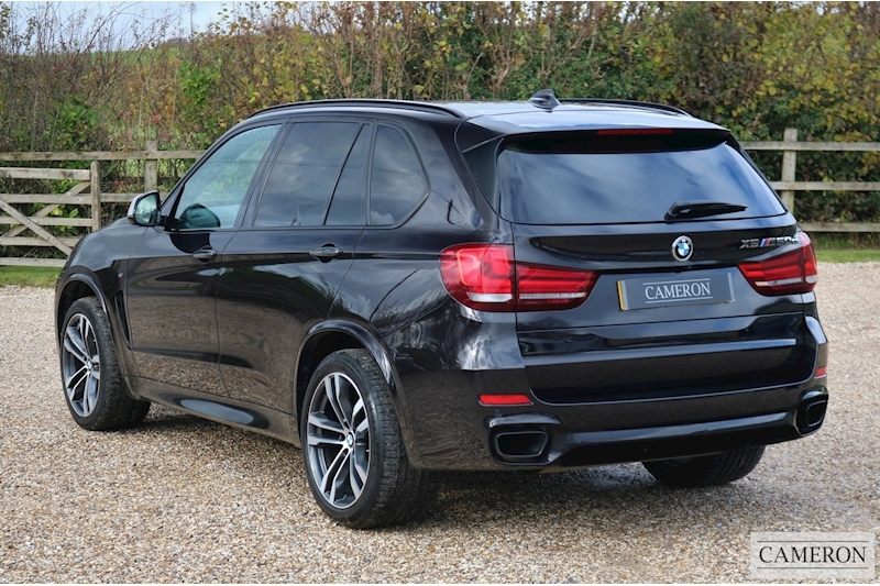 BMW 3.0 M50d SUV 5dr Diesel Auto xDrive (s/s) (381 ps)