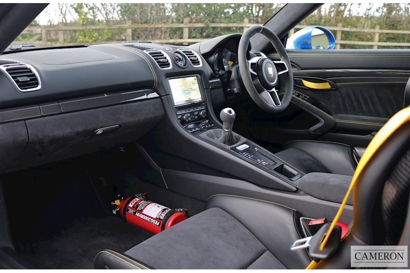 Porsche 3.8 981 GT4 Coupe 2dr Petrol Manual (s/s) (238 g/km, 380 bhp)