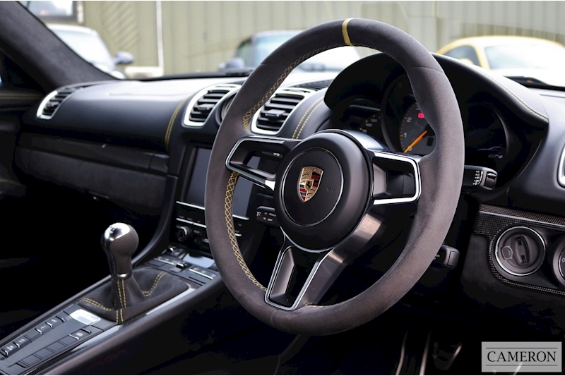 Porsche 3.8 981 GT4 Coupe 2dr Petrol Manual (s/s) (238 g/km, 380 bhp)