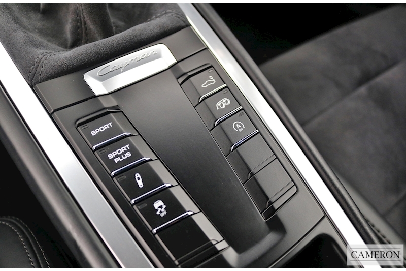 Porsche Cayman 981 3.4 GTS 3.4 Coupe Manual Petrol