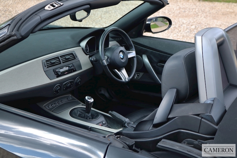 BMW Z4 3.0i SE Roadster 3.0 2dr Convertible Petrol