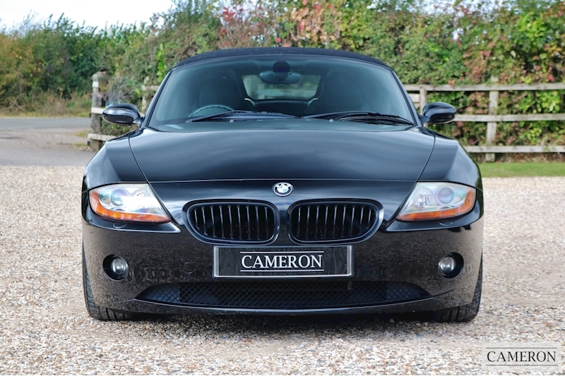 BMW Z4 3.0i SE Roadster 3.0 2dr Convertible Petrol