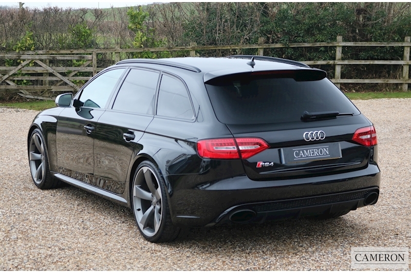 Audi RS4 Avant 4.2 FSI V8 4.2 5dr Estate Automatic Petrol