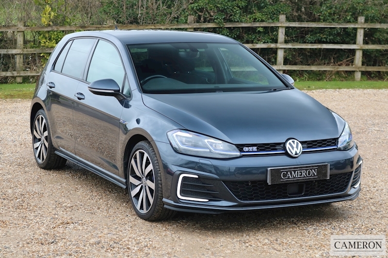 Volkswagen 1.4 TSI 8.7kWh GTE Advance Hatchback 5dr Petrol Plug-in Hybrid DSG (s/s) (204 ps)
