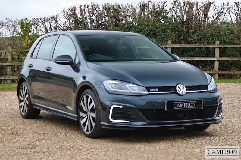 Volkswagen 1.4 TSI 8.7kWh GTE Advance Hatchback 5dr Petrol Plug-in Hybrid DSG (s/s) (204 ps)