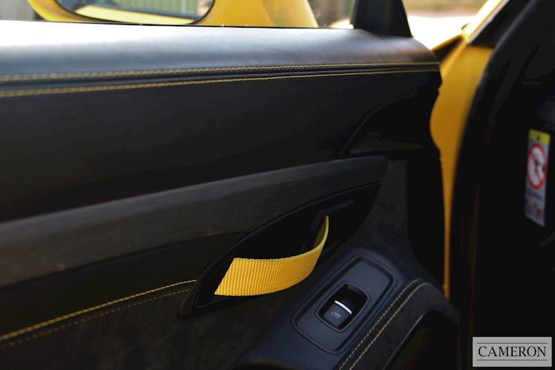 Porsche 3.8 981 GT4 Coupe 2dr Petrol Manual (s/s) (238 g/km, 380 bhp)