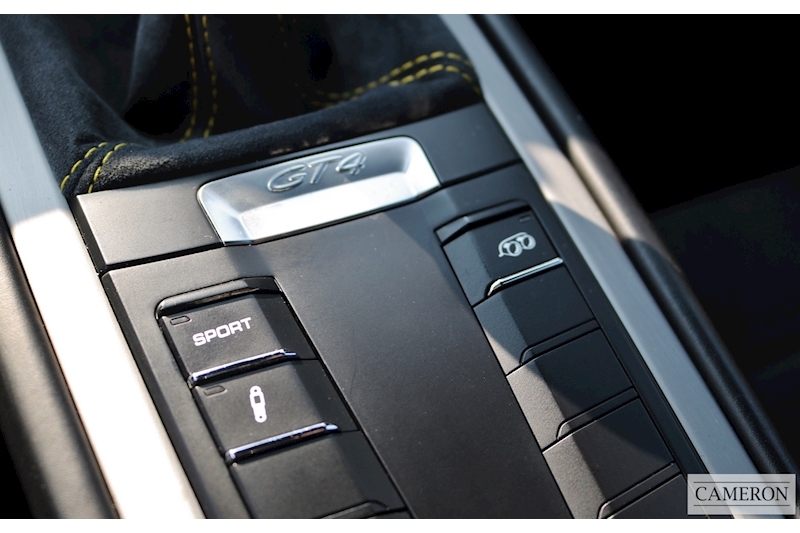 Porsche 3.8 981 GT4 Coupe 2dr Petrol Manual (s/s) (238 g/km, 380 bhp)