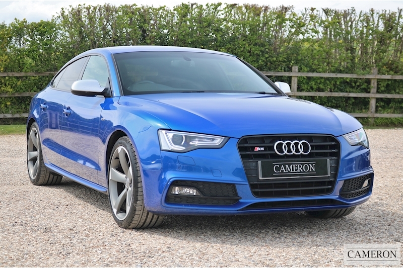 Audi 3.0 TFSI V6 Black Edition Sportback 5dr Petrol S Tronic quattro (s/s) (184 g/km, 328 bhp)
