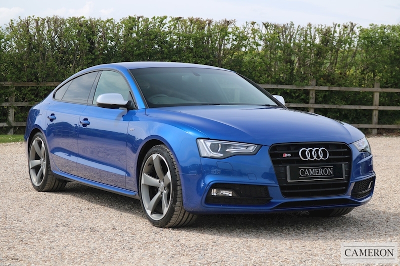 Audi 3.0 TFSI V6 Black Edition Sportback 5dr Petrol S Tronic quattro (s/s) (184 g/km, 328 bhp)