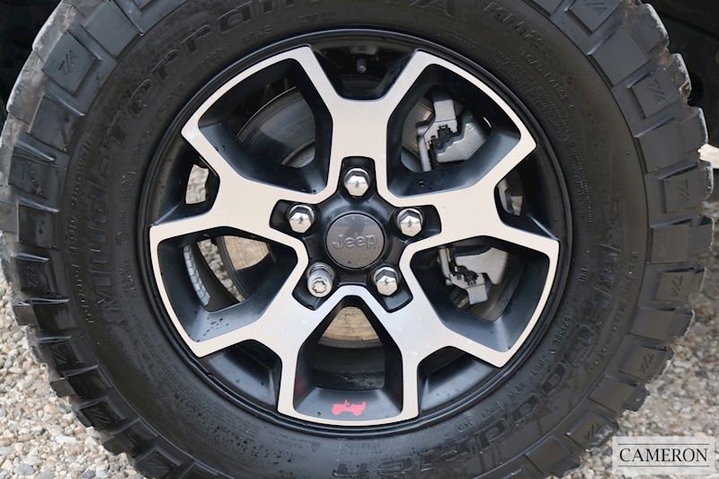 Jeep 2.2 MultiJet II Overland SUV 4dr Diesel Auto 4WD Euro 6 (s/s) (200 ps)