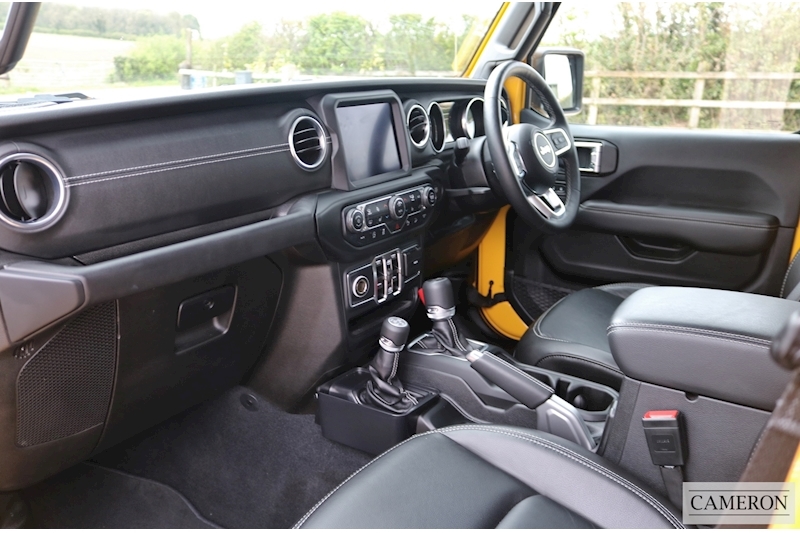 Jeep 2.2 MultiJet II Overland SUV 4dr Diesel Auto 4WD Euro 6 (s/s) (200 ps)