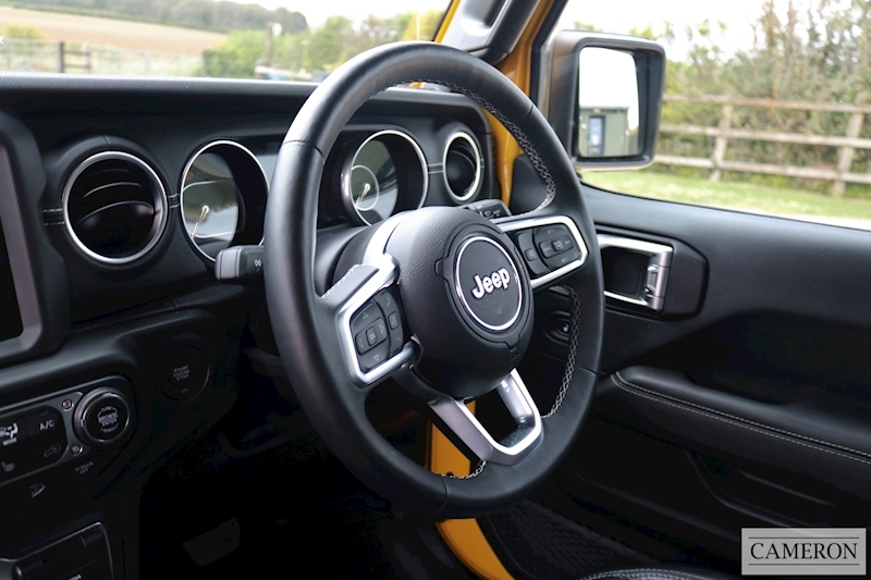 Jeep 2.2 MultiJet II Overland SUV 4dr Diesel Auto 4WD Euro 6 (s/s) (200 ps)